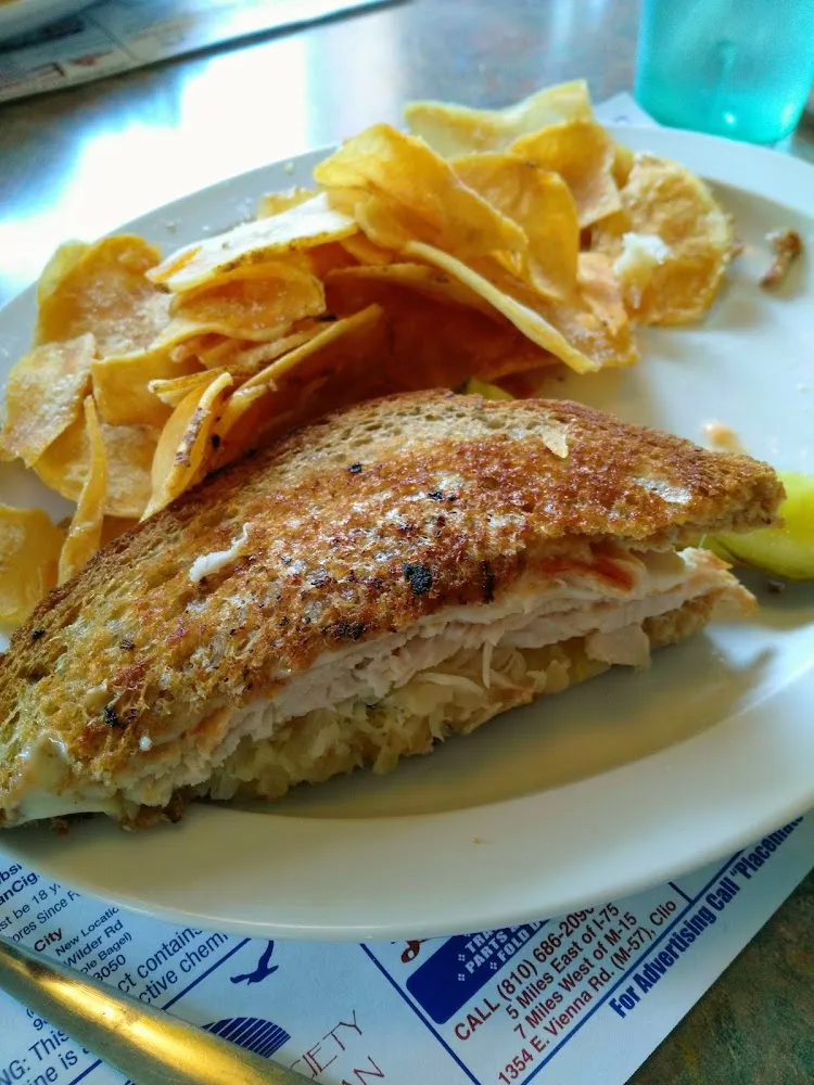 Turkey Reuben w Homemade Chips